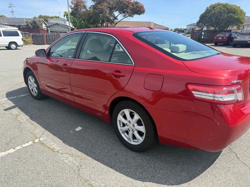 Red 2011 Toyota Camry SE