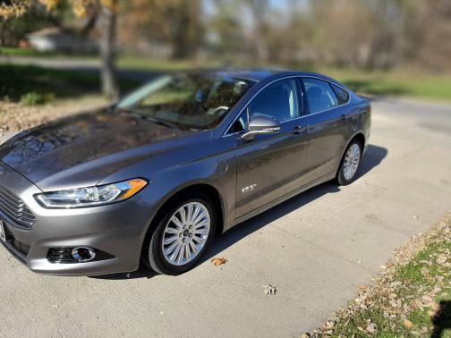 2013 Ford Fusion Energi SE Luxury