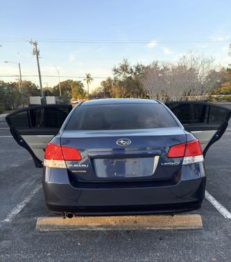 2010 Subaru Legacy 2.5 i Premium