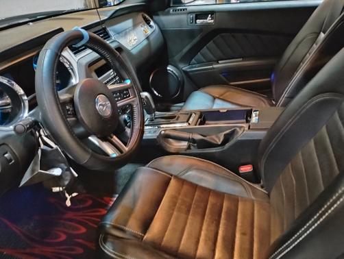 2013 Ford Mustang V6