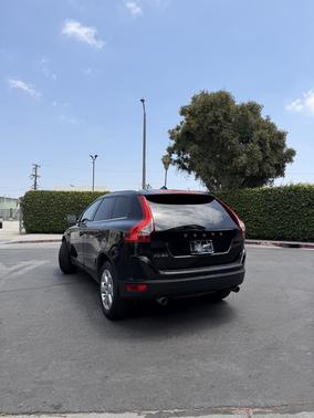 Black 2012 Volvo XC60 3.2