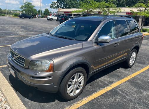 Gray 2009 Volvo XC90 3.2