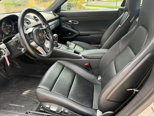 Gray 2019 Porsche 718 Cayman 718 Cayman