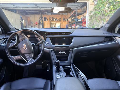 2023 Cadillac XT5 Premium Luxury