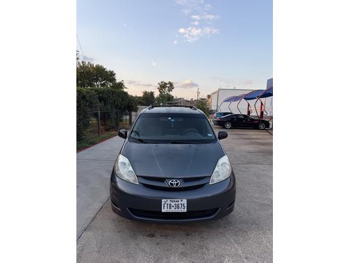 2007 Toyota Sienna LE