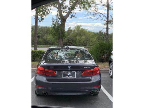 2019 BMW 530 i