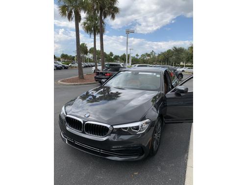 2019 BMW 530 i