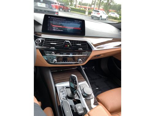 2019 BMW 530 i