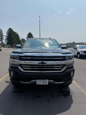 Black 2018 Chevrolet Silverado 1500 High Country
