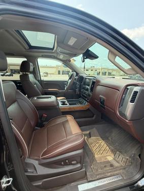 Black 2018 Chevrolet Silverado 1500 High Country
