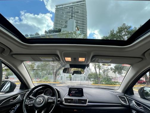 2017 Mazda Mazda3 Grand Touring