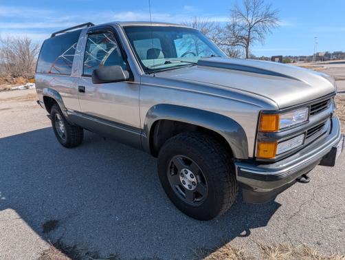 1999 Chevrolet Tahoe Base