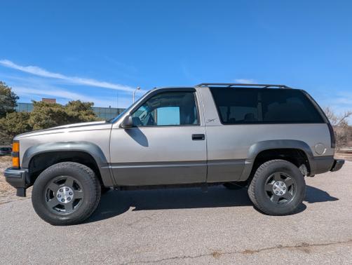 1999 Chevrolet Tahoe Base