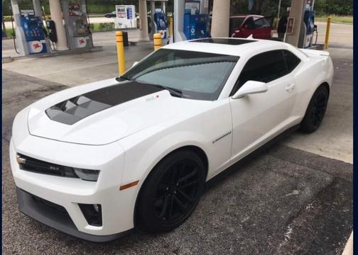 White 2015 Chevrolet Camaro ZL1