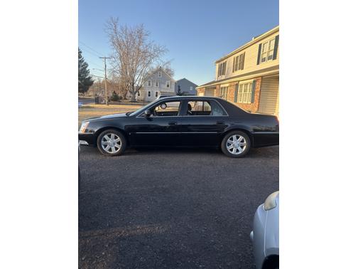 2007 Cadillac DTS Luxury