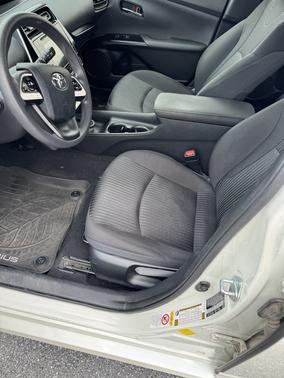 2016 Toyota Prius Two