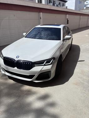 White 2022 BMW 530 i xDrive
