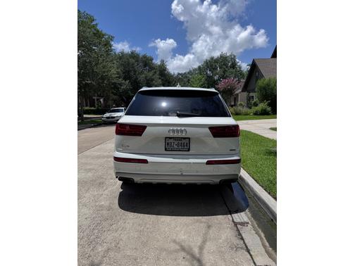 2019 Audi Q7 45 Premium Plus