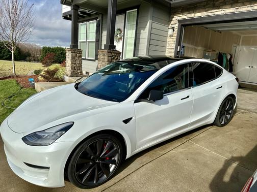 2020 Tesla Model 3 Performance