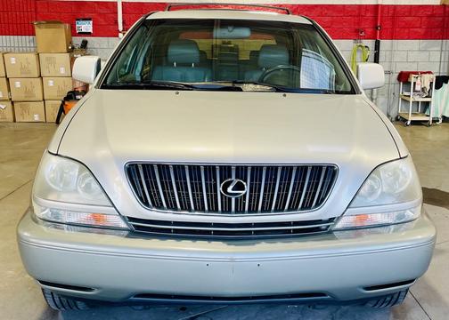 1999 Lexus RX 300 4WD