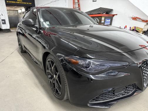 2020 Alfa Romeo Giulia Base