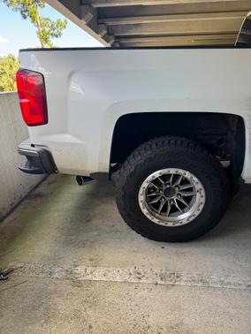 White 2018 Chevrolet Silverado 1500 1LZ