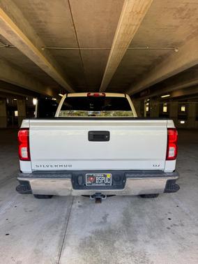 White 2018 Chevrolet Silverado 1500 1LZ