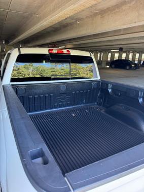 White 2018 Chevrolet Silverado 1500 1LZ