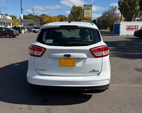 White 2017 Ford C-Max Hybrid SE