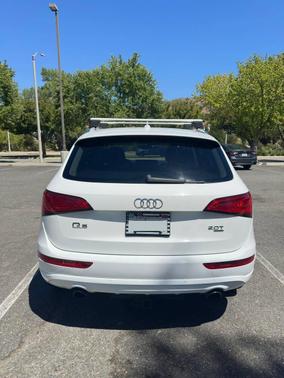 White 2013 Audi Q5 2.0T Premium Plus