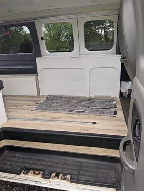 2011 GMC Savana 3500 LT