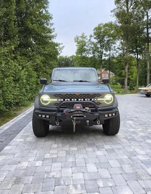 Blue 2021 Ford Bronco Badlands