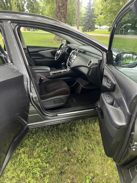 Gray 2019 Nissan Murano SV