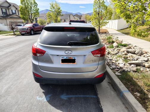 Gray 2011 Hyundai TUCSON Limited