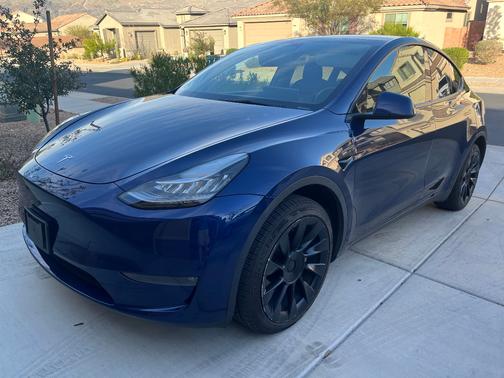 2022 Tesla Model Y Long Range