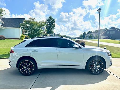 2020 Audi Q8 55 Premium Plus