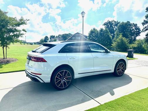2020 Audi Q8 55 Premium Plus