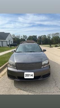 Silver 2014 Dodge Avenger SE
