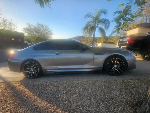 Gray 2012 BMW 650 i