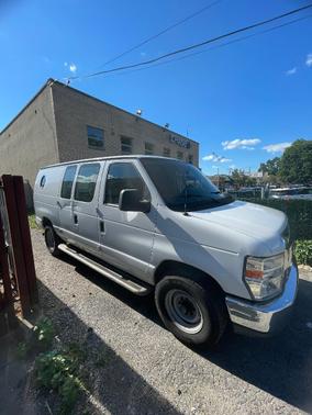 White 2013 Ford E250 Cargo