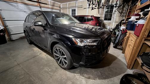 2021 Audi Q7 55 Premium Plus