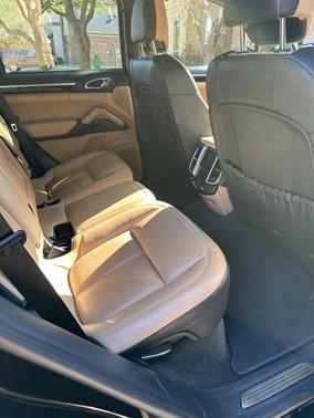 2016 Porsche Cayenne Cayenne