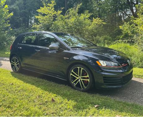 Blue 2017 Volkswagen Golf GTI S 4-Door
