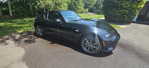 2022 Mazda MX-5 Miata RF Grand Touring