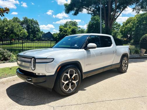 2023 Rivian R1T Adventure Quad-Motor Large Package