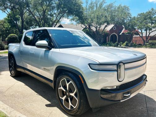 2023 Rivian R1T Adventure Quad-Motor Large Package