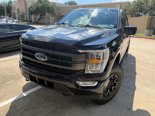 Black 2022 Ford F-150 Lariat