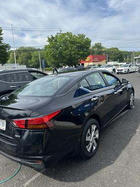 Black 2019 Nissan Altima 2.5 S