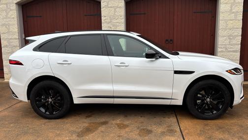 2024 Jaguar F-PACE P250 R-Dynamic S