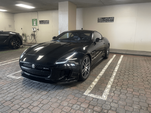 Black 2018 Jaguar F-TYPE R-Dynamic